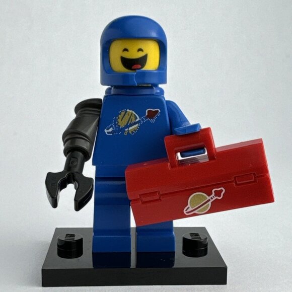 Lego Apocalypse Benny Minifigure w Base 71023 coltlm2-3  lg5 - Picture 1 of 6